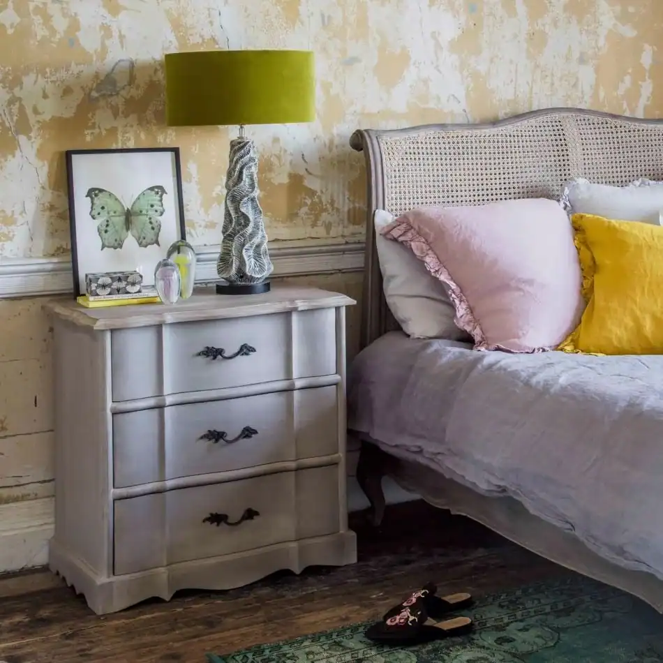 Grey chest of drawers. Make Your Bedroom Look Expensive