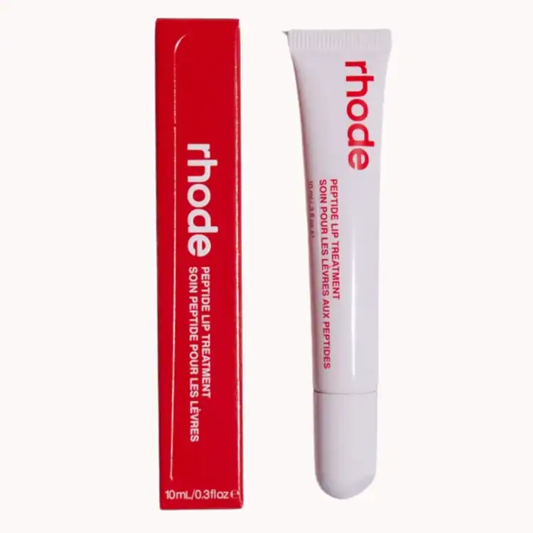 Strawberry Glaze Peptide Lip Treatment. Strawberry Girl Makeup Trend