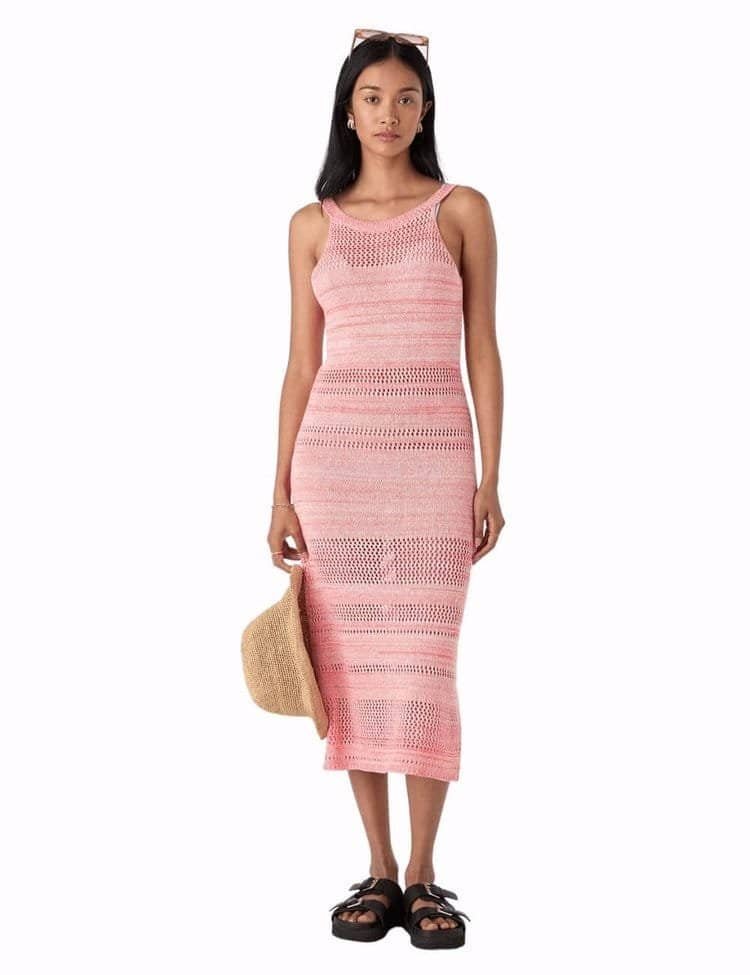 Model pink crochet dress. 