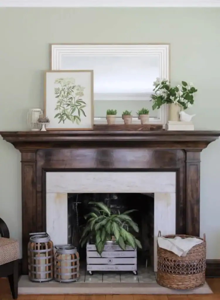 SUMMER MANTEL DECOR IDEAS