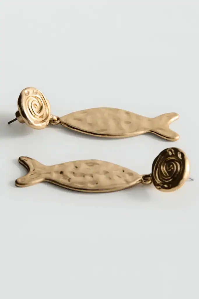 gold sardine earrings from Mango