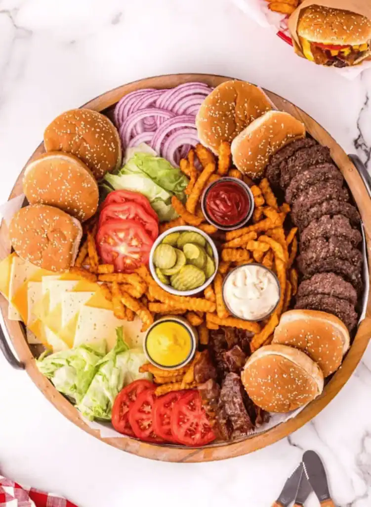 BURGER CHARCUTERIE BOARD