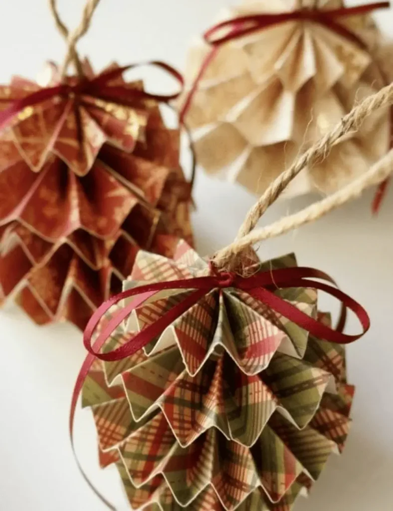 DIY Paper Christmas Ornaments