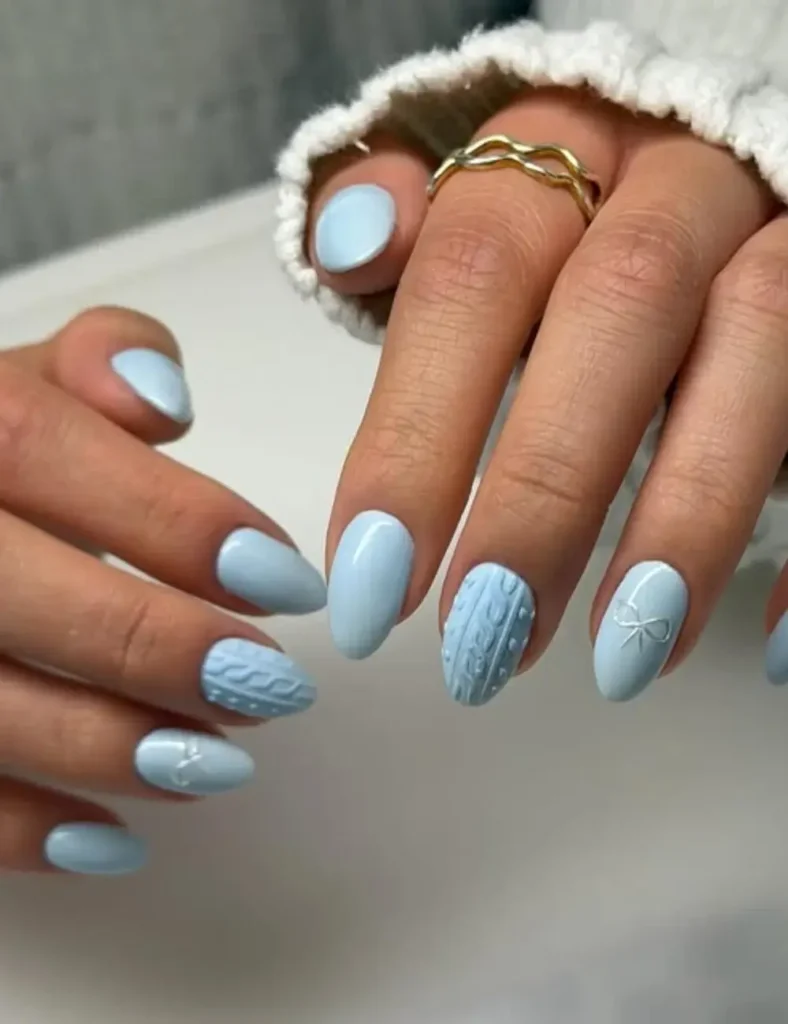 Cable Knit Blue nails