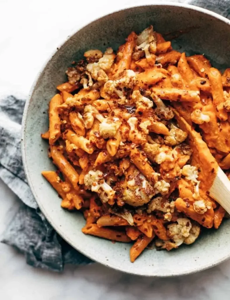 Red Pepper Cashew Pasta with Roasted Cauliflower. vegan pasta recipes