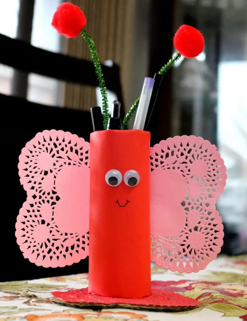 Valentine's Day Pencil holder Toilet Paper Roll Crafts